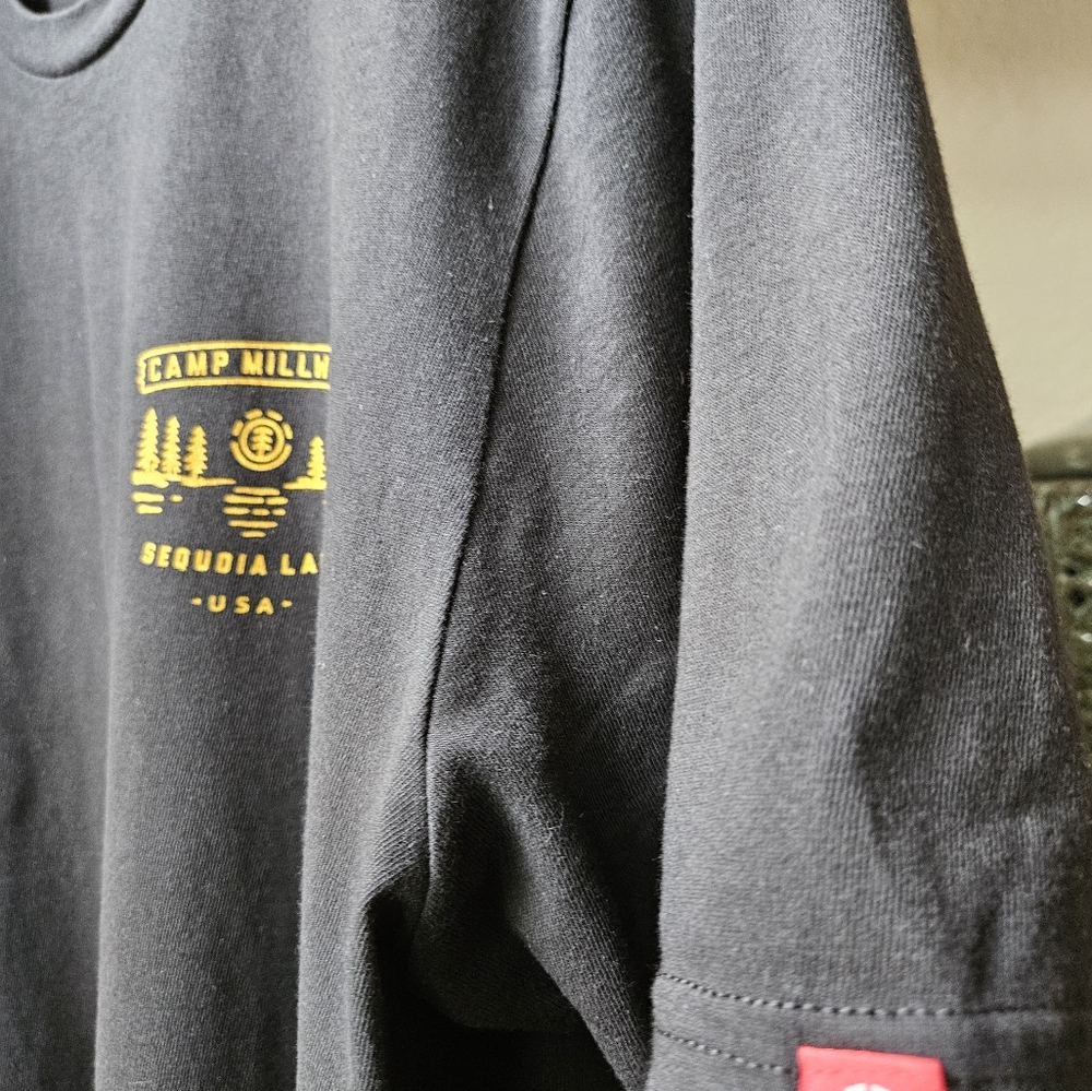 Element Black T-Shirt with Gold Logo XL - Picture 5 of 7